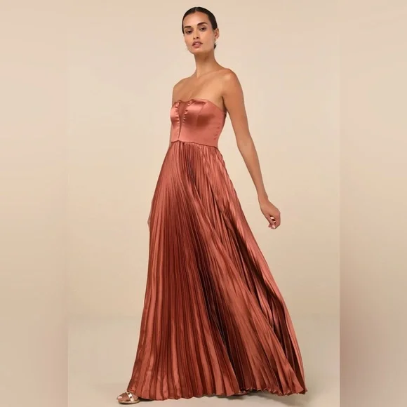 Lulu's Strapless Copper Pleated Dress - Picture 4 of 16